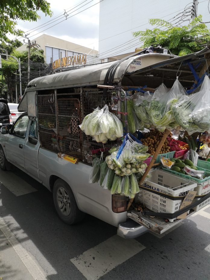 รถเร่พุ่่มพวง
