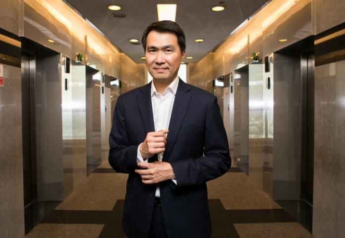สุรัตน์ ลีลาทวีวัฒน์